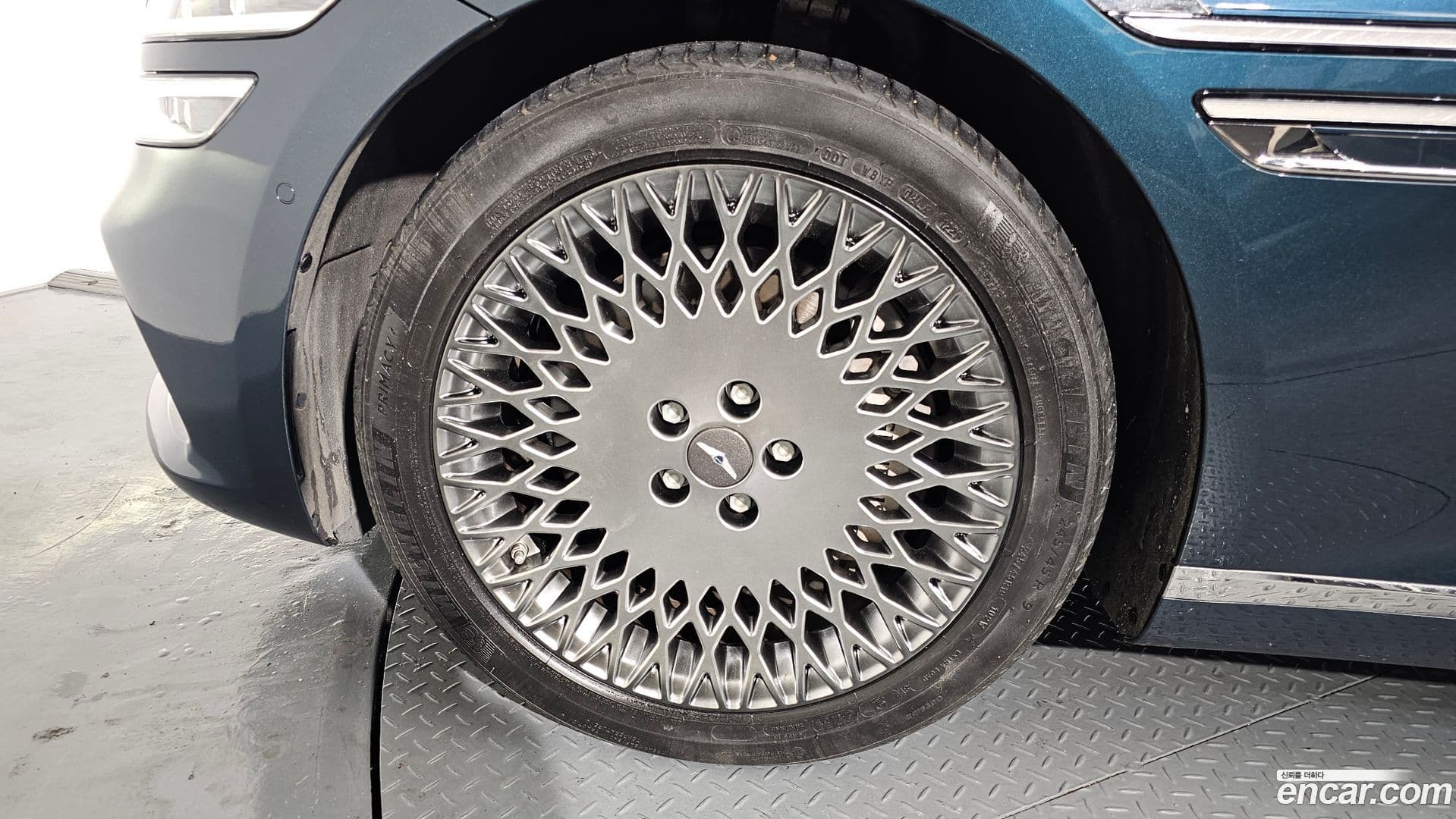 Main__Slider__Photo:G80 Genesis 2021.11-4