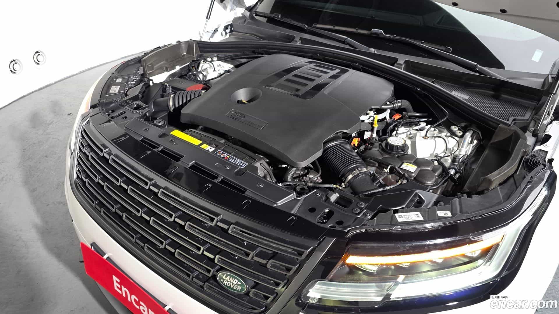 Range Rover Velar Land Rover 2024.10-INNER-006