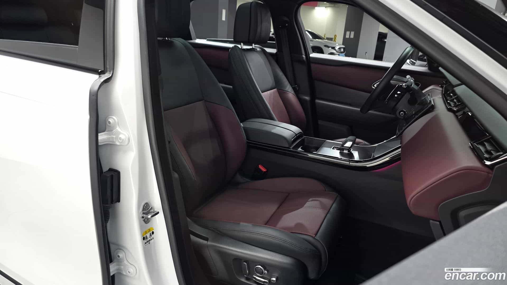 Range Rover Velar Land Rover 2024.10-INNER-010