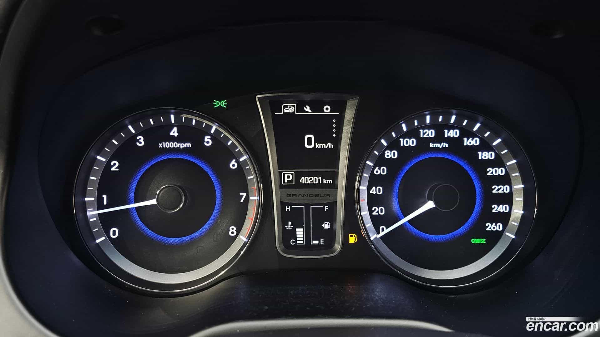 Grandeur Hyundai 2016.6-INNER-008