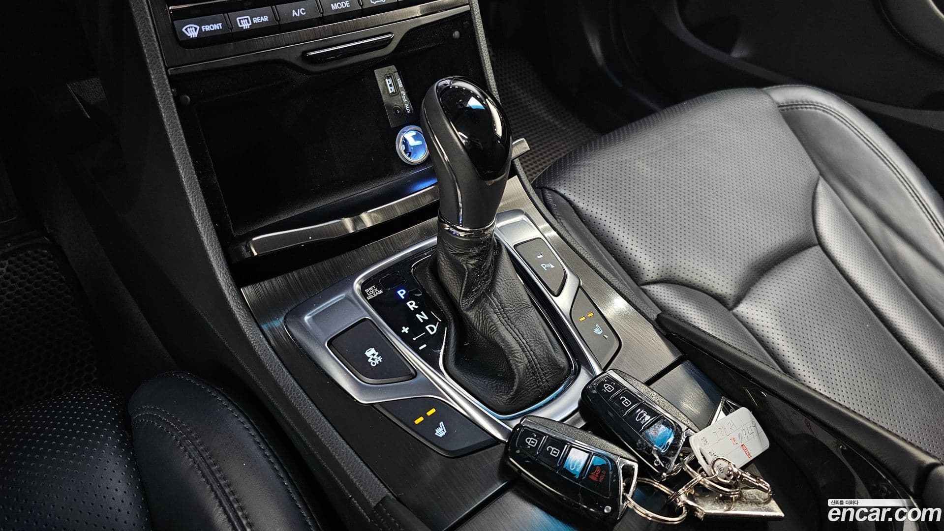 Main__Slider__Photo:Grandeur Hyundai 2016.6-8