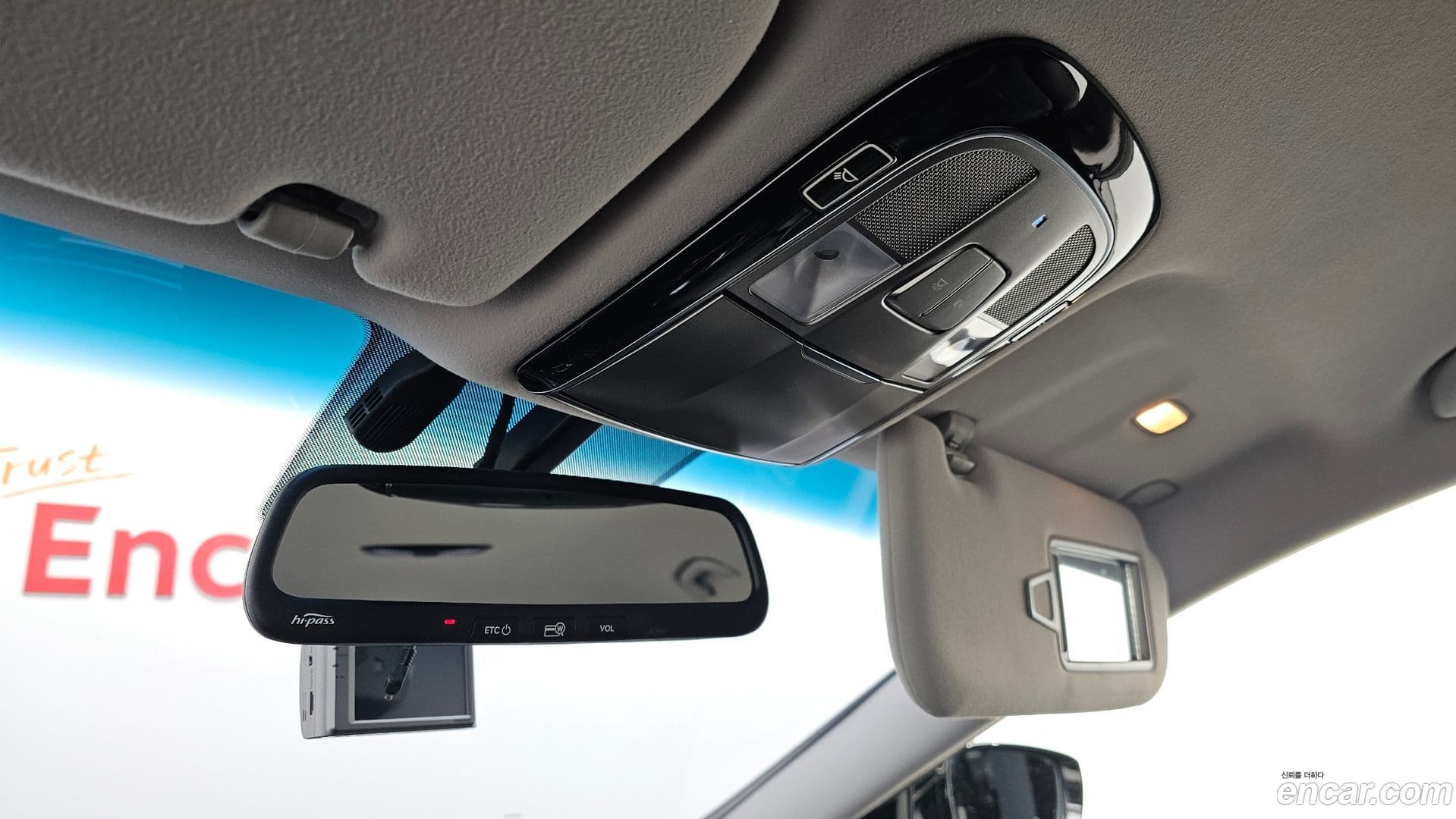 Main__Slider__Photo:Grandeur Hyundai 2016.6-15