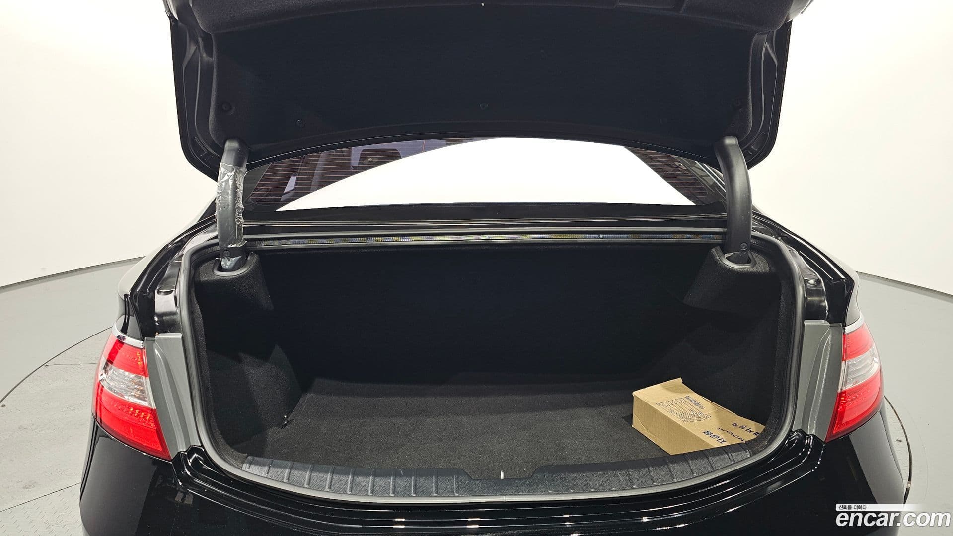 Main__Slider__Photo:Grandeur Hyundai 2016.6-19