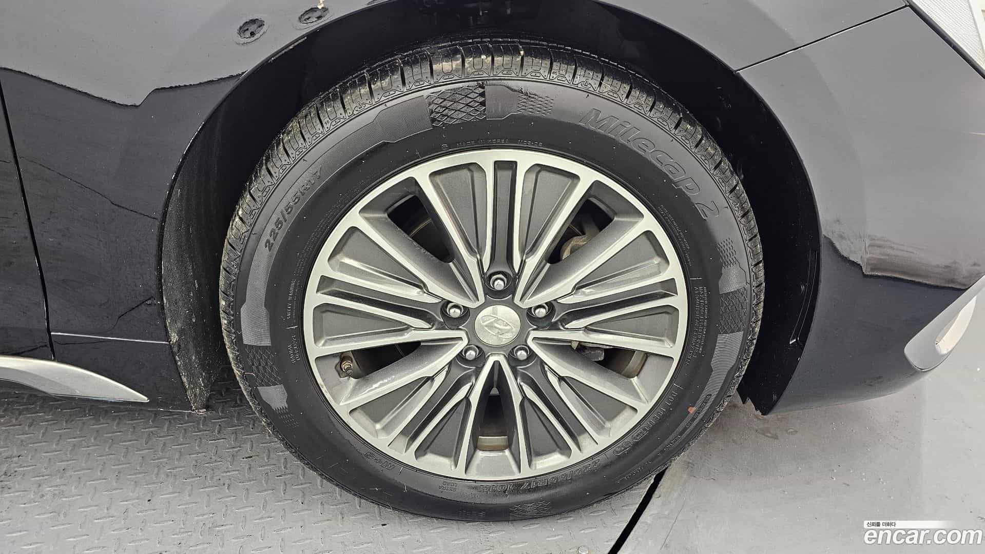 Grandeur Hyundai 2017.6-OUTER-005