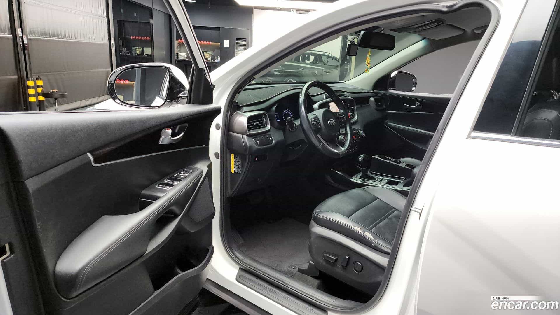 Sorento Kia 2016.11-INNER-010