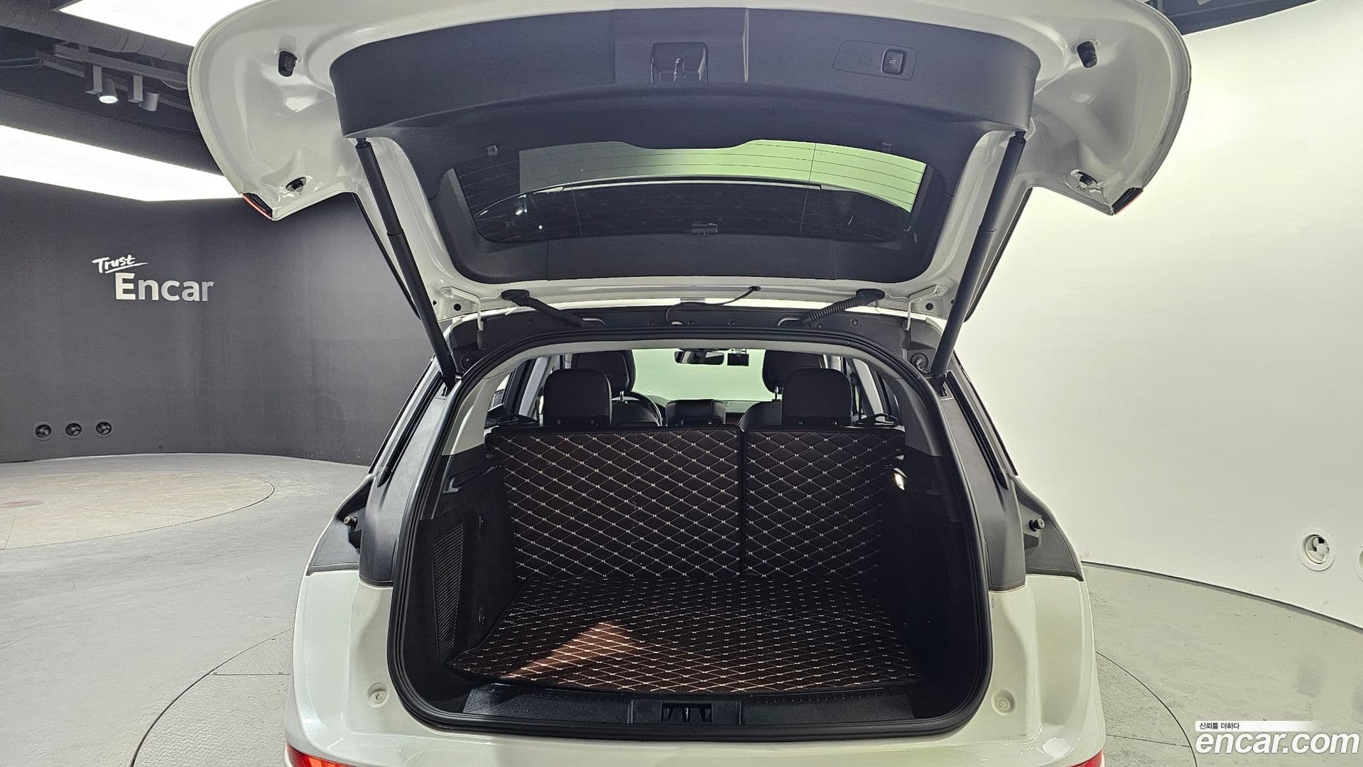 Main__Slider__Photo:Corsair Lincoln 2020.5-19