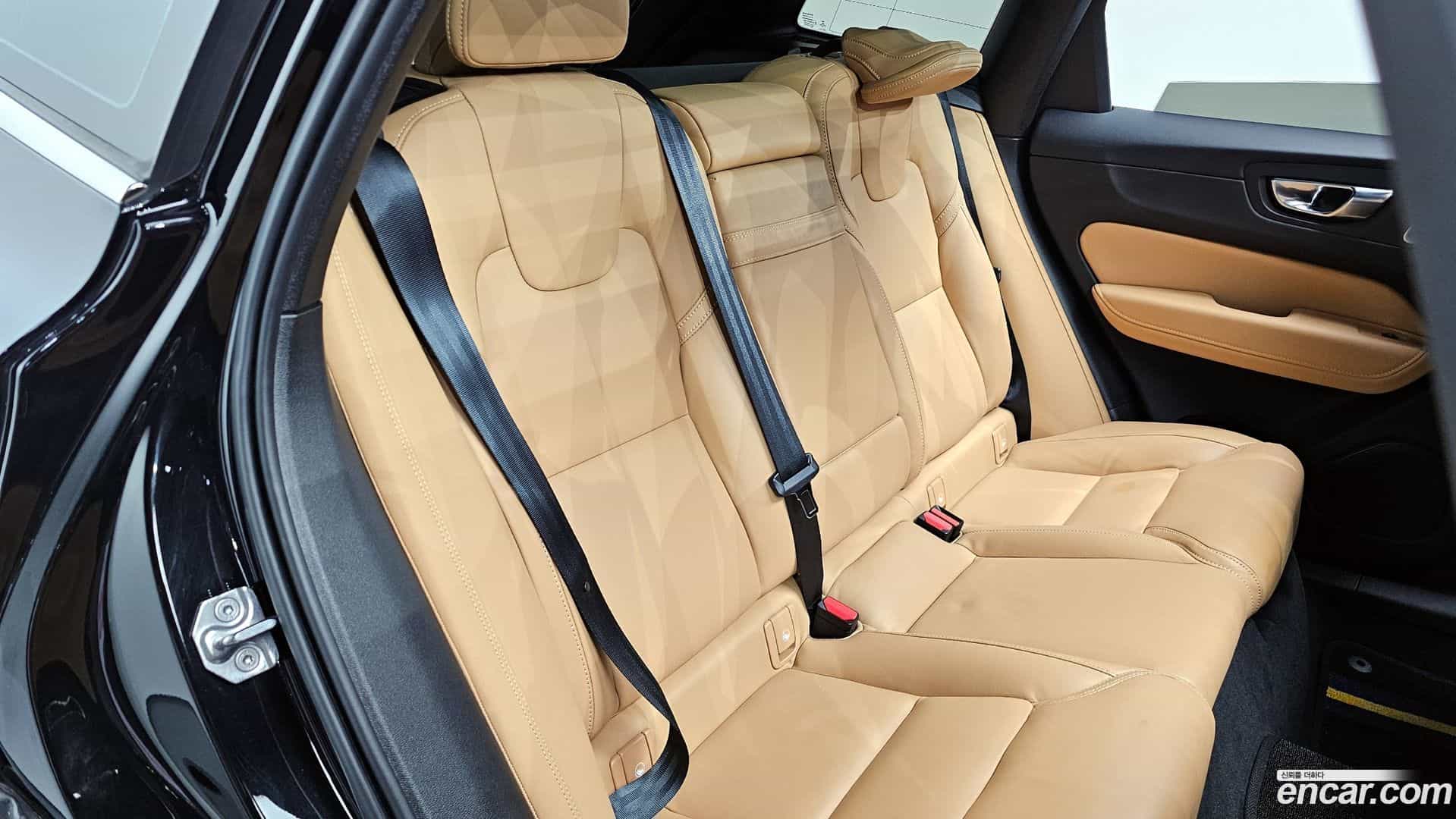 XC60 Volvo 2021.5-OPTION-016