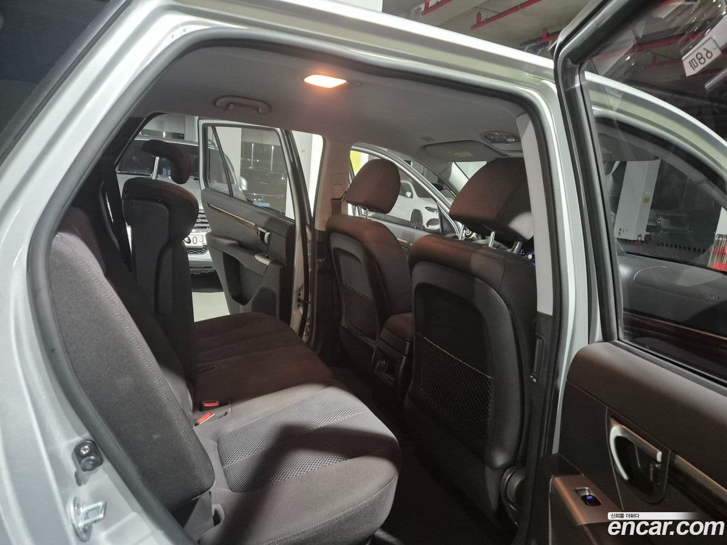 Main__Slider__Photo:Santafe Hyundai 2010.3-4