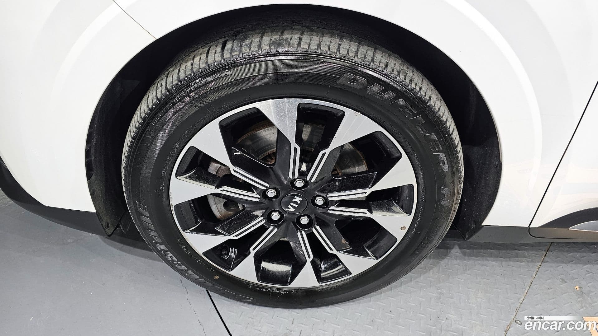 Main__Slider__Photo:Canival Kia 2021.2-4