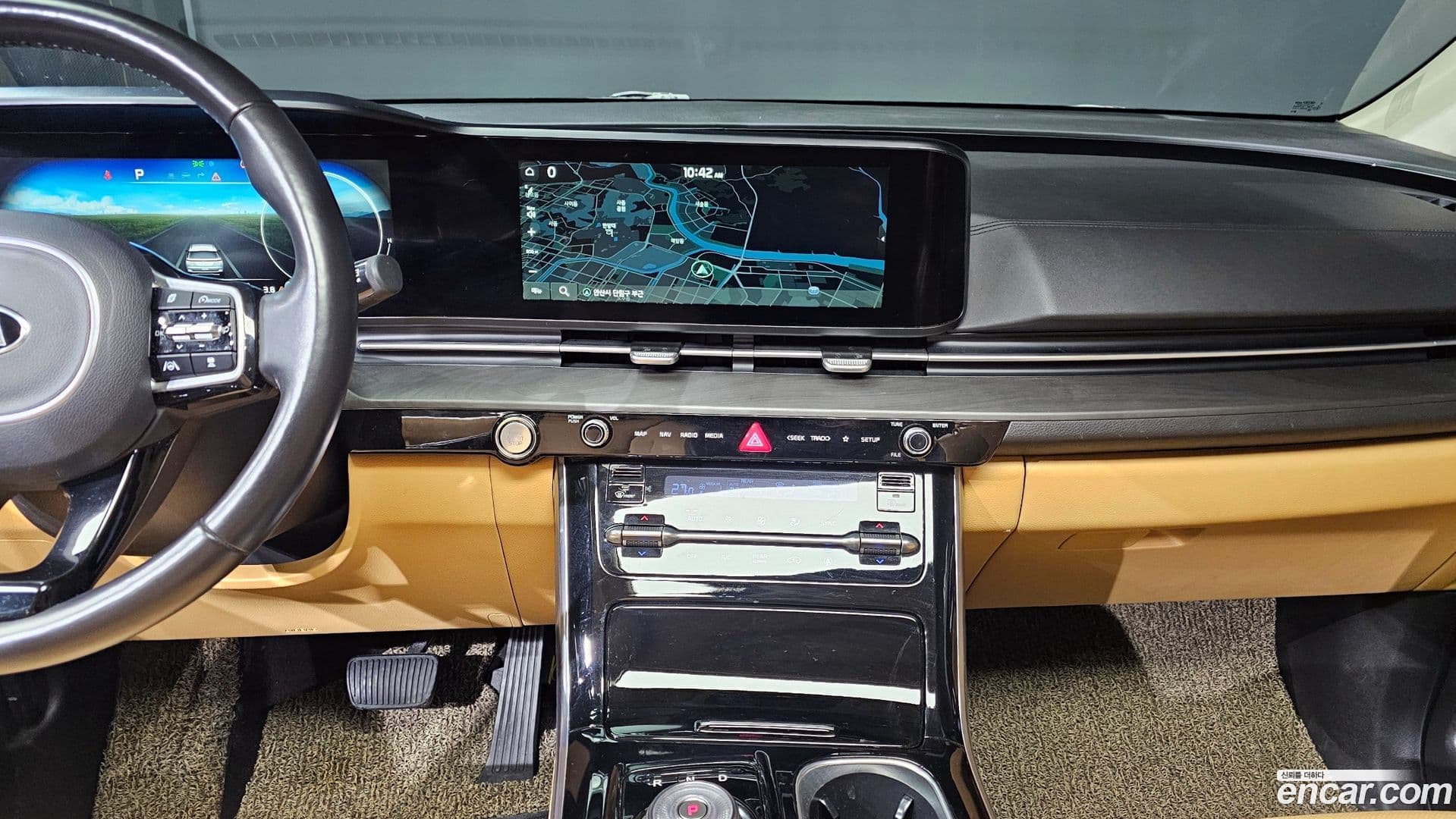 Main__Slider__Photo:Canival Kia 2021.2-18