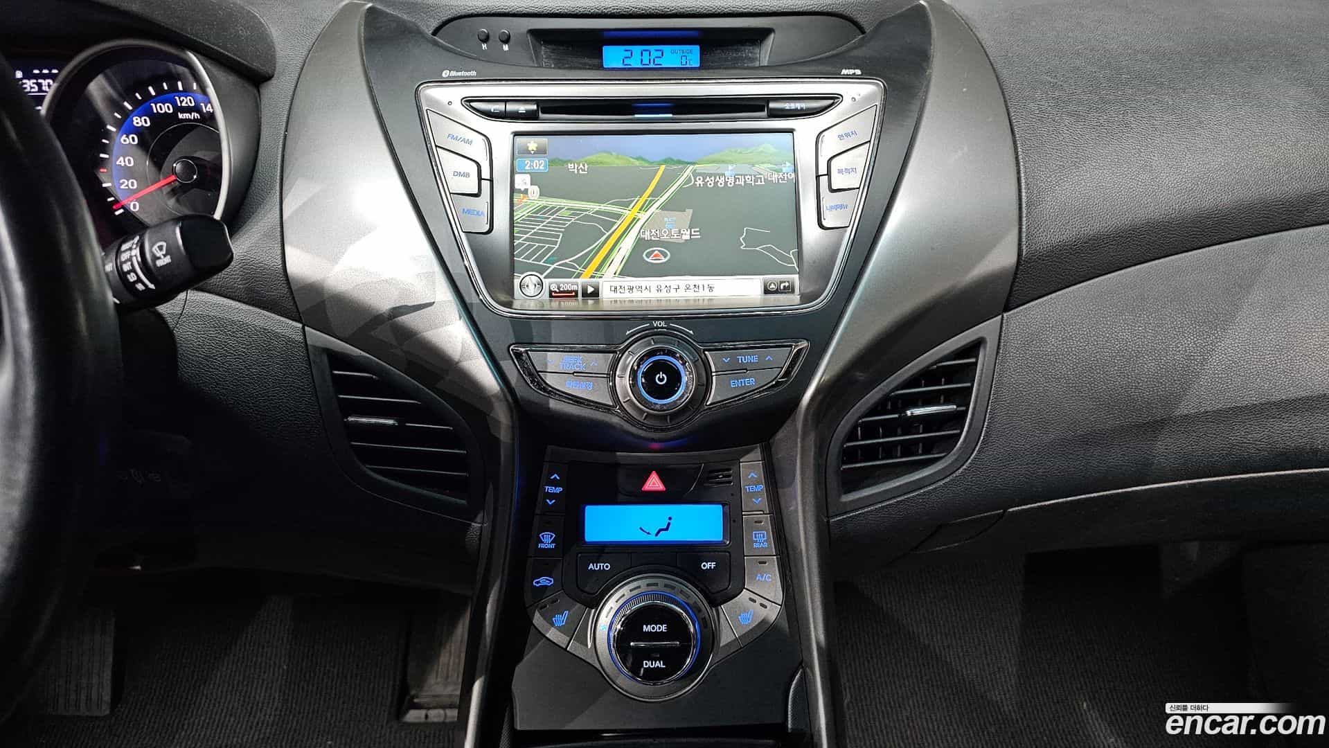 AVANTE Hyundai 2012.9-OPTION-022