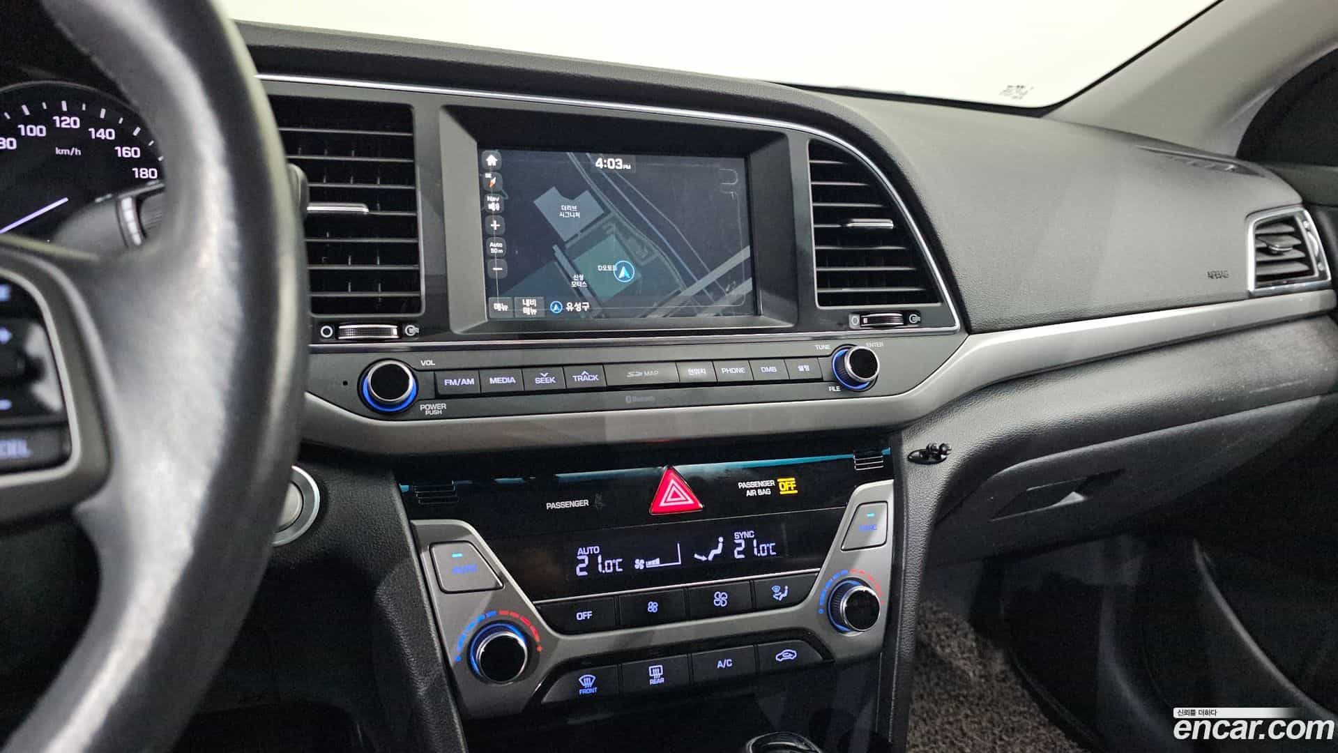 AVANTE Hyundai 2016.9-OPTION-022