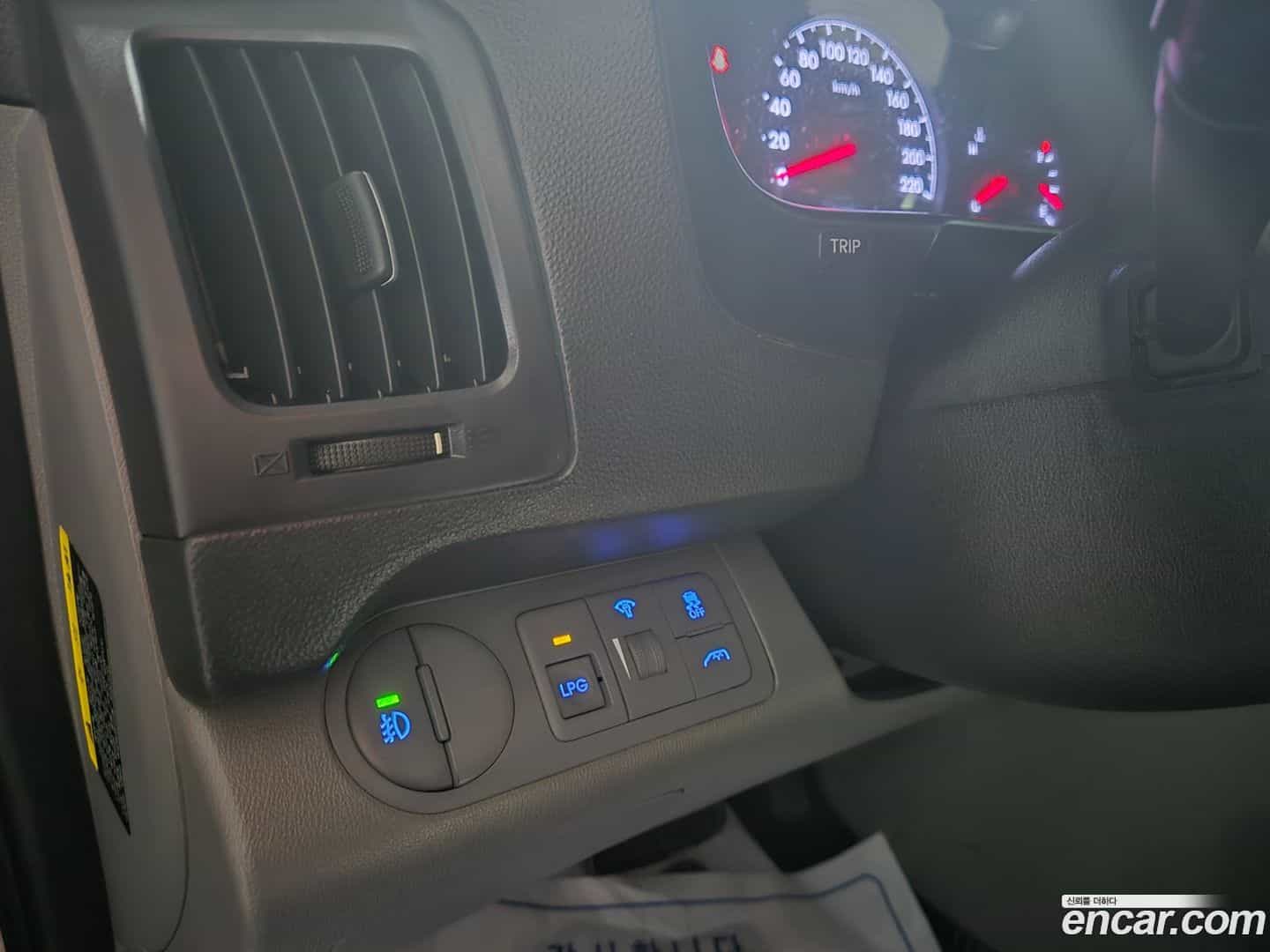 Starex Hyundai 2016.5-INNER-009