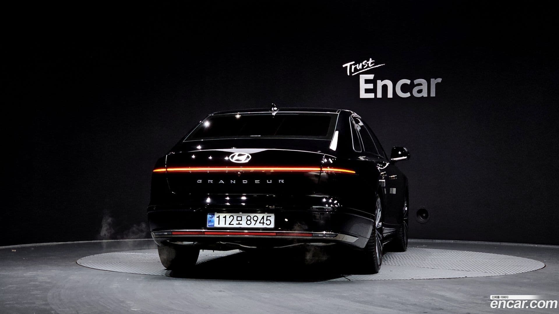 Main__Slider__Photo:Grandeur Hyundai 2024.11-3