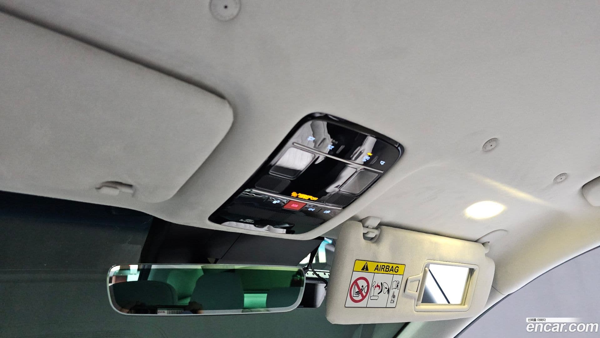 Main__Slider__Photo:Grandeur Hyundai 2024.11-17