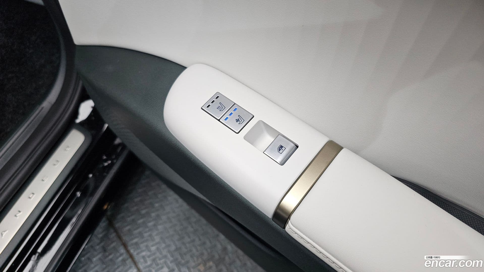 Main__Slider__Photo:Grandeur Hyundai 2024.11-18