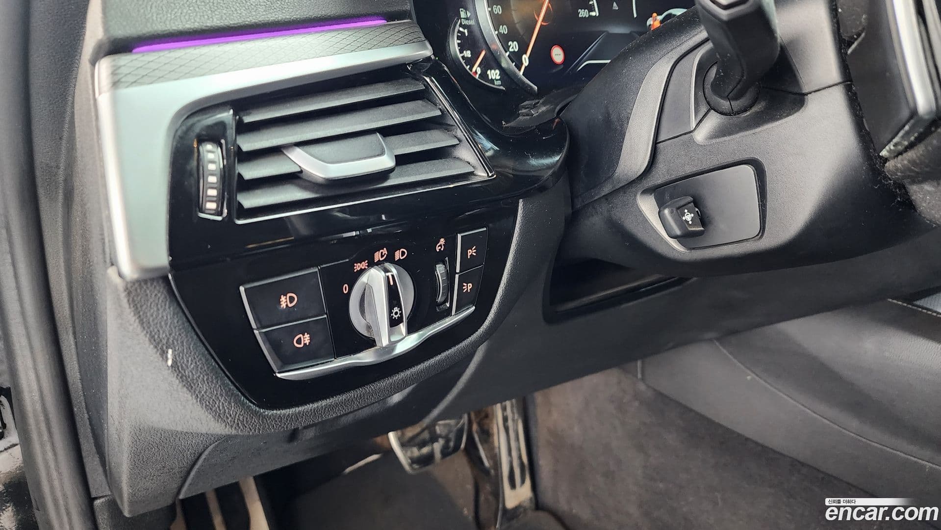 Main__Slider__Photo:5-Series BMW 2017.3-13