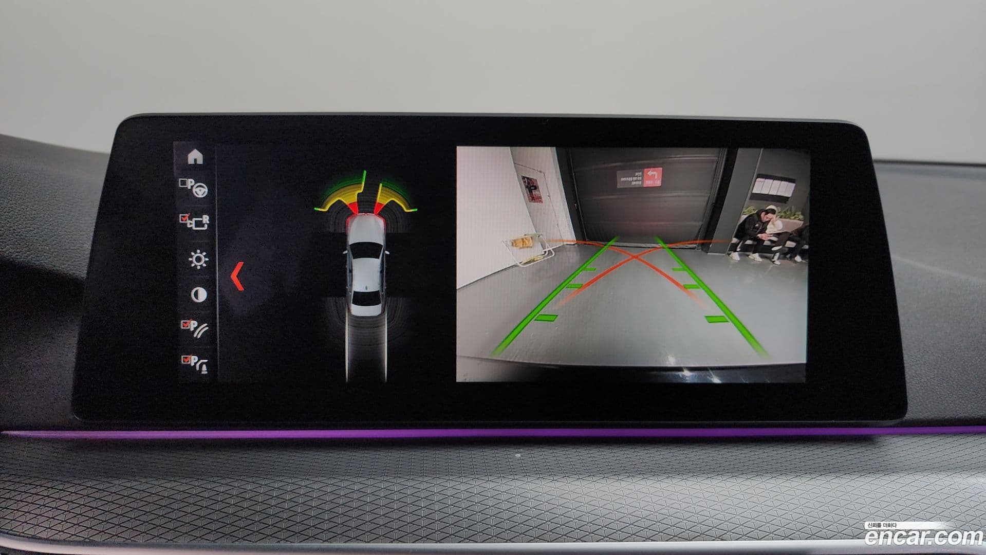 Main__Slider__Photo:5-Series BMW 2017.3-15