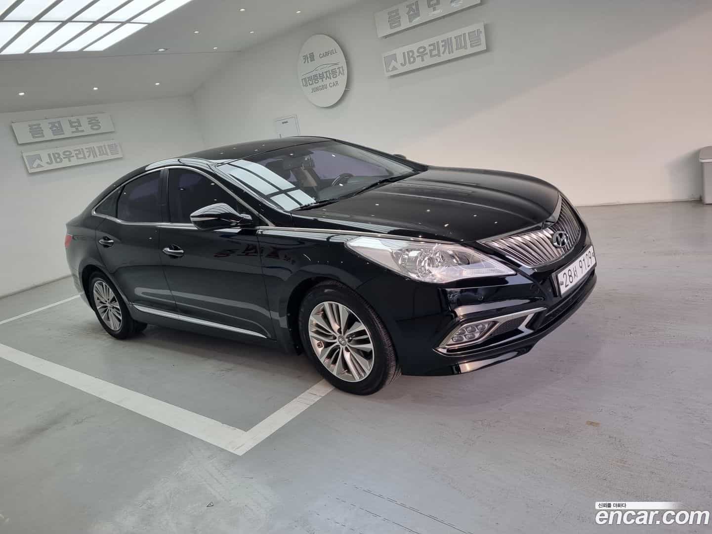 Grandeur Hyundai 2015.5-OUTER-003