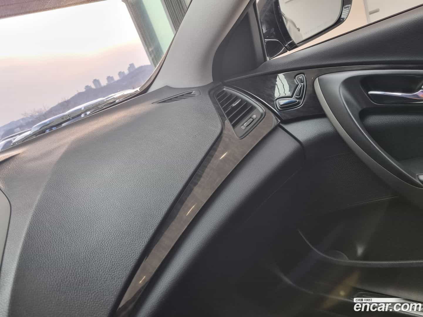 Grandeur Hyundai 2015.5-OPTION-017