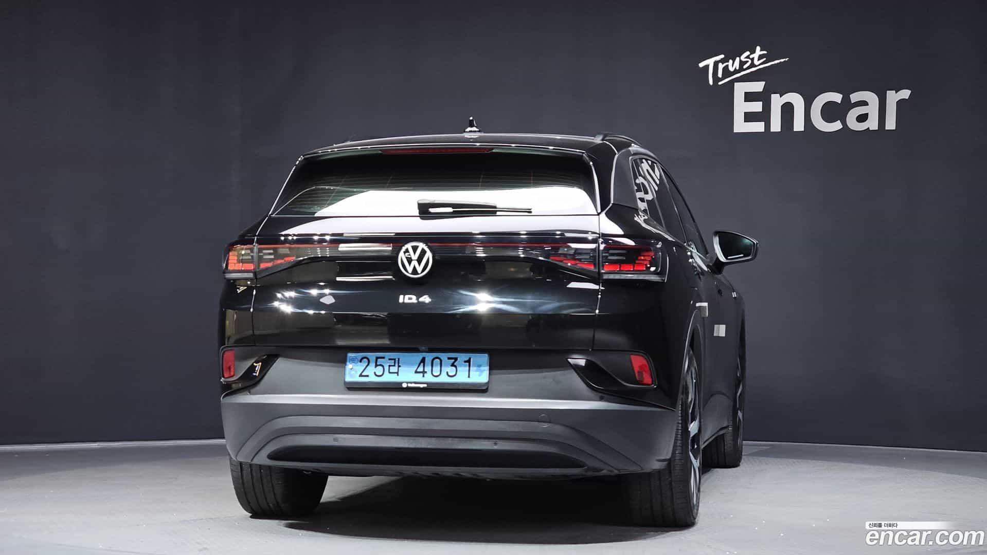 ID.4 Volkswagen 2023.9-OUTER-004