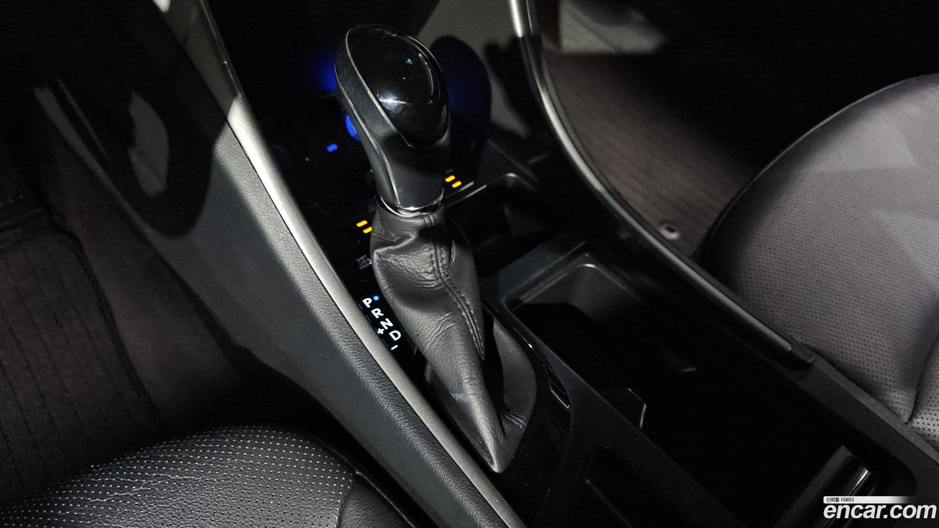 Main__Slider__Photo:Sonata Hyundai 2012.6-8