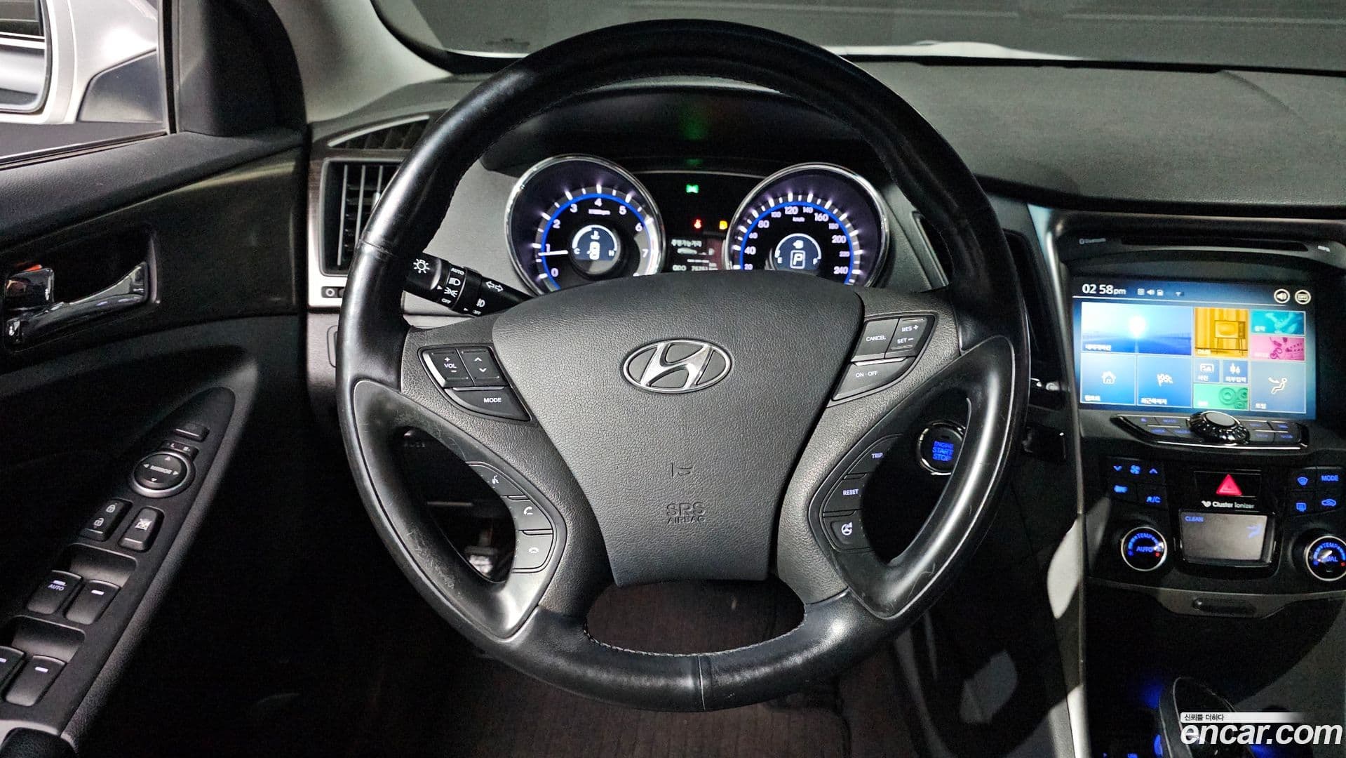 Main__Slider__Photo:Sonata Hyundai 2012.6-12