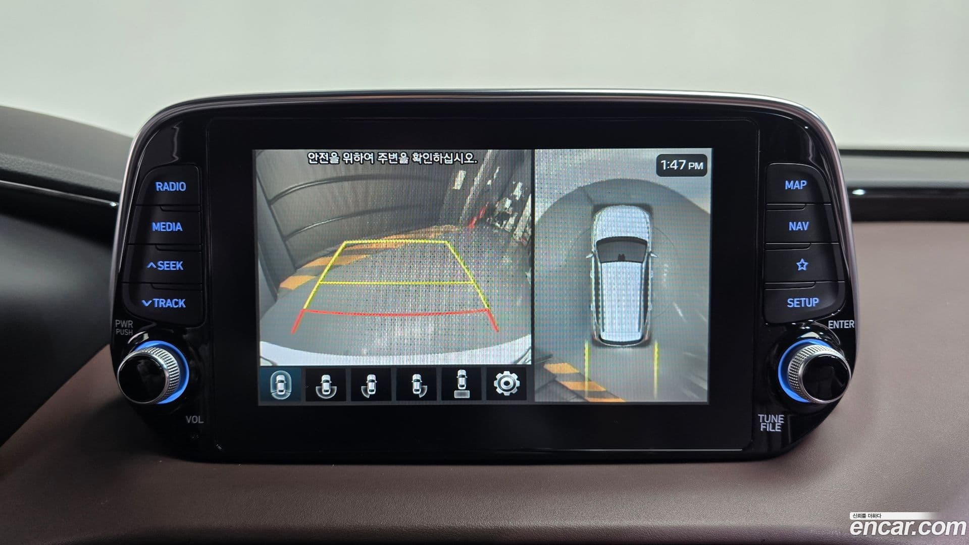 Main__Slider__Photo:Santafe Hyundai 2019.1-14