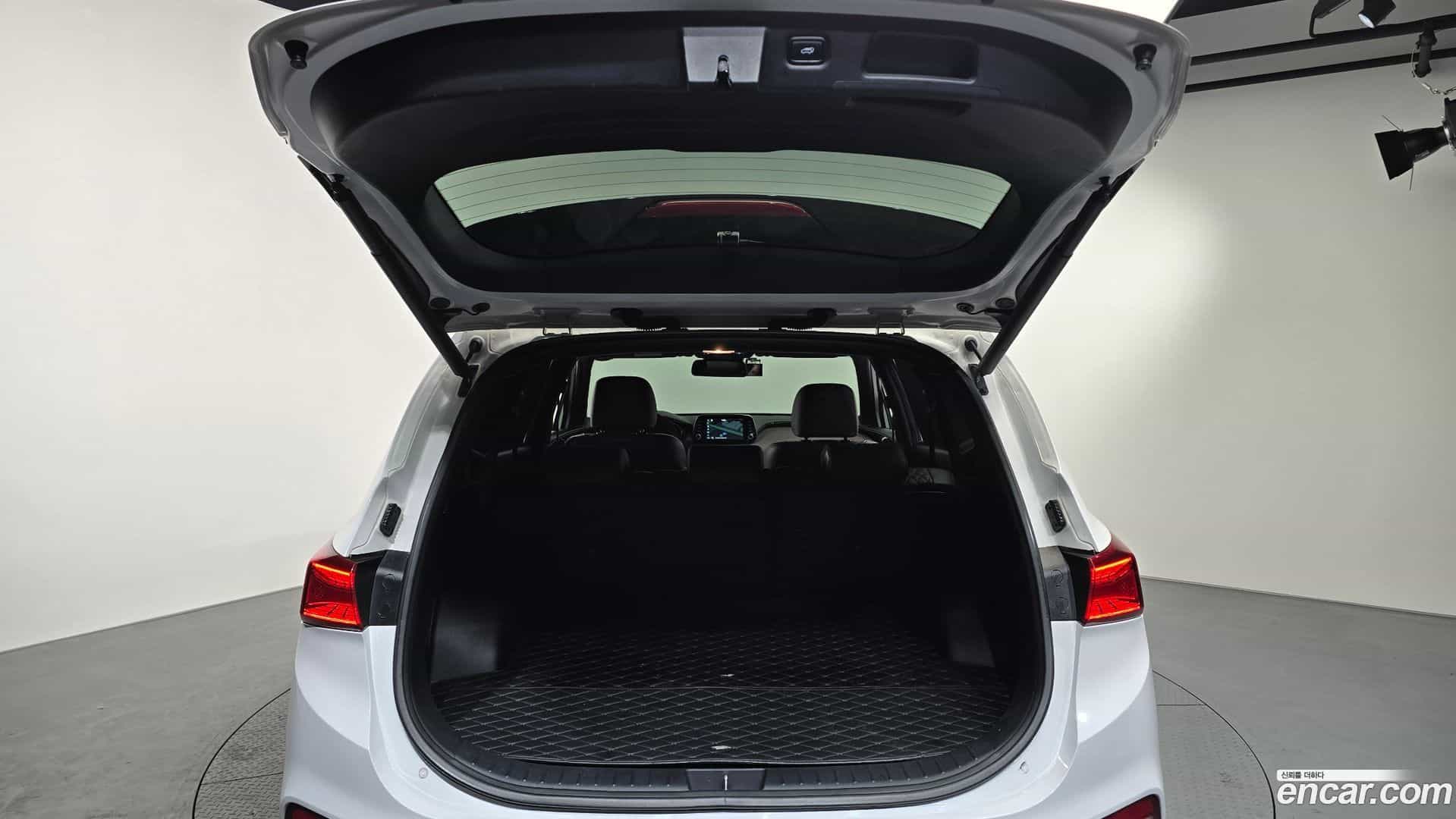 Santafe Hyundai 2019.1-OPTION-024