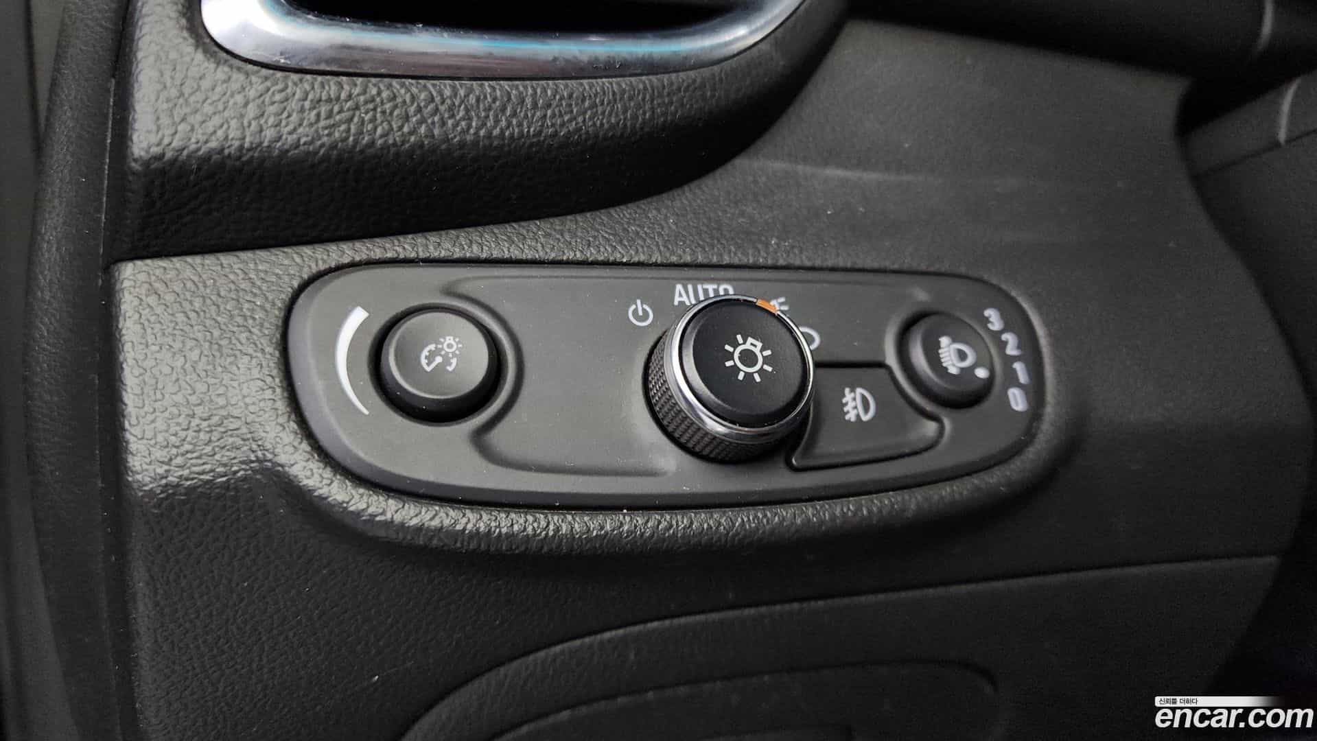 Trax ChevroletGMDaewoo 2018.11-OPTION-019