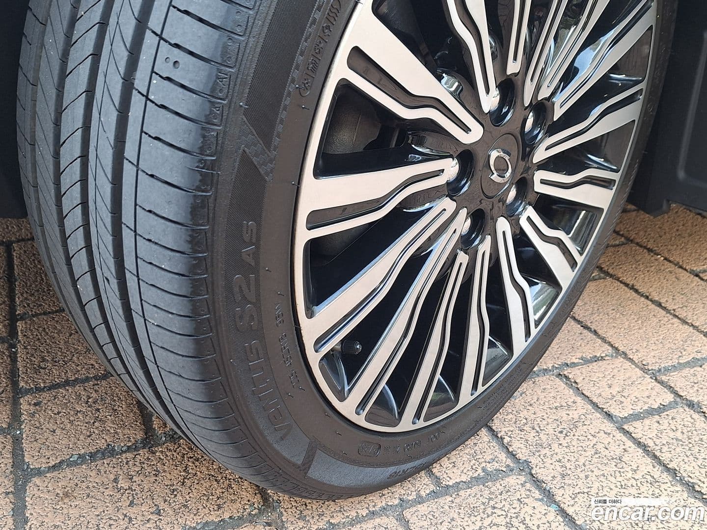 Main__Slider__Photo:SM7 Renault-KoreaSamsung 2014.11-4