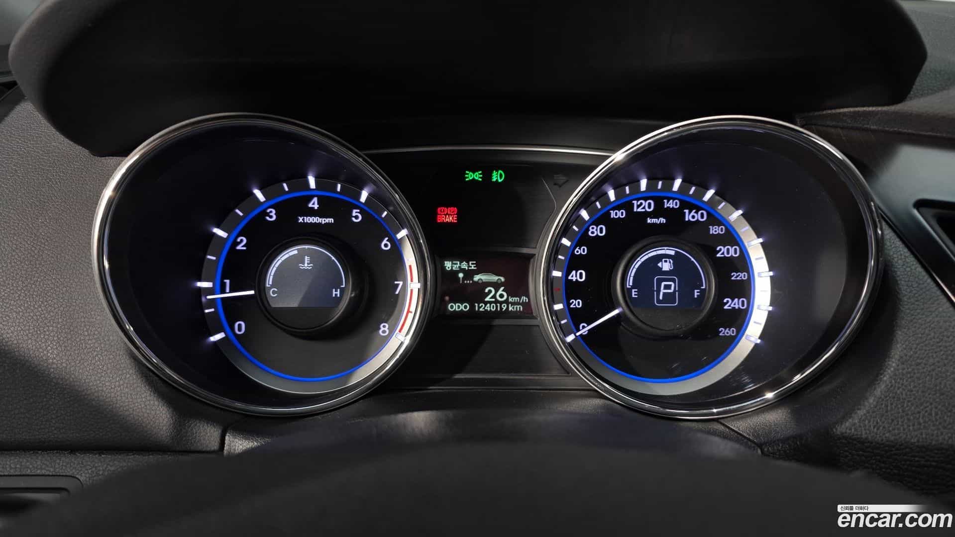 Sonata Hyundai 2013.3-INNER-008