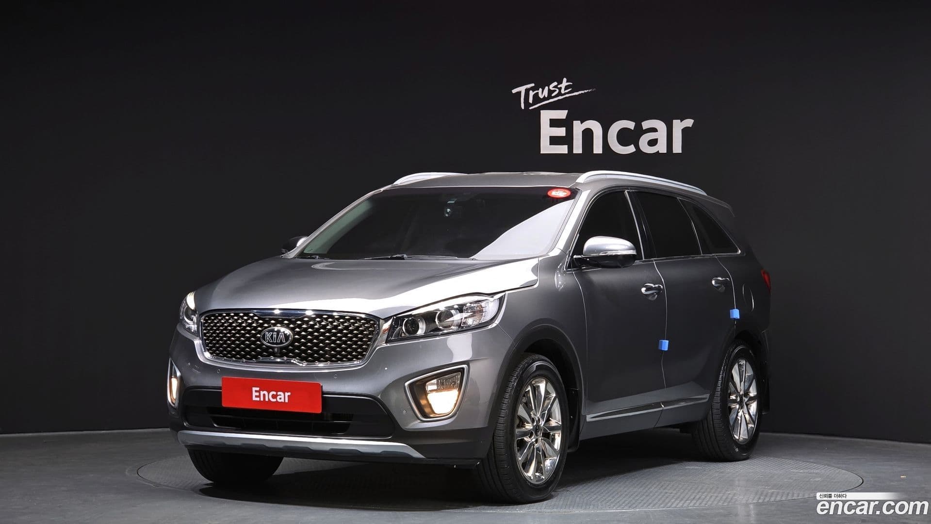 Main__Slider__Photo:Sorento Kia 2015.3-0