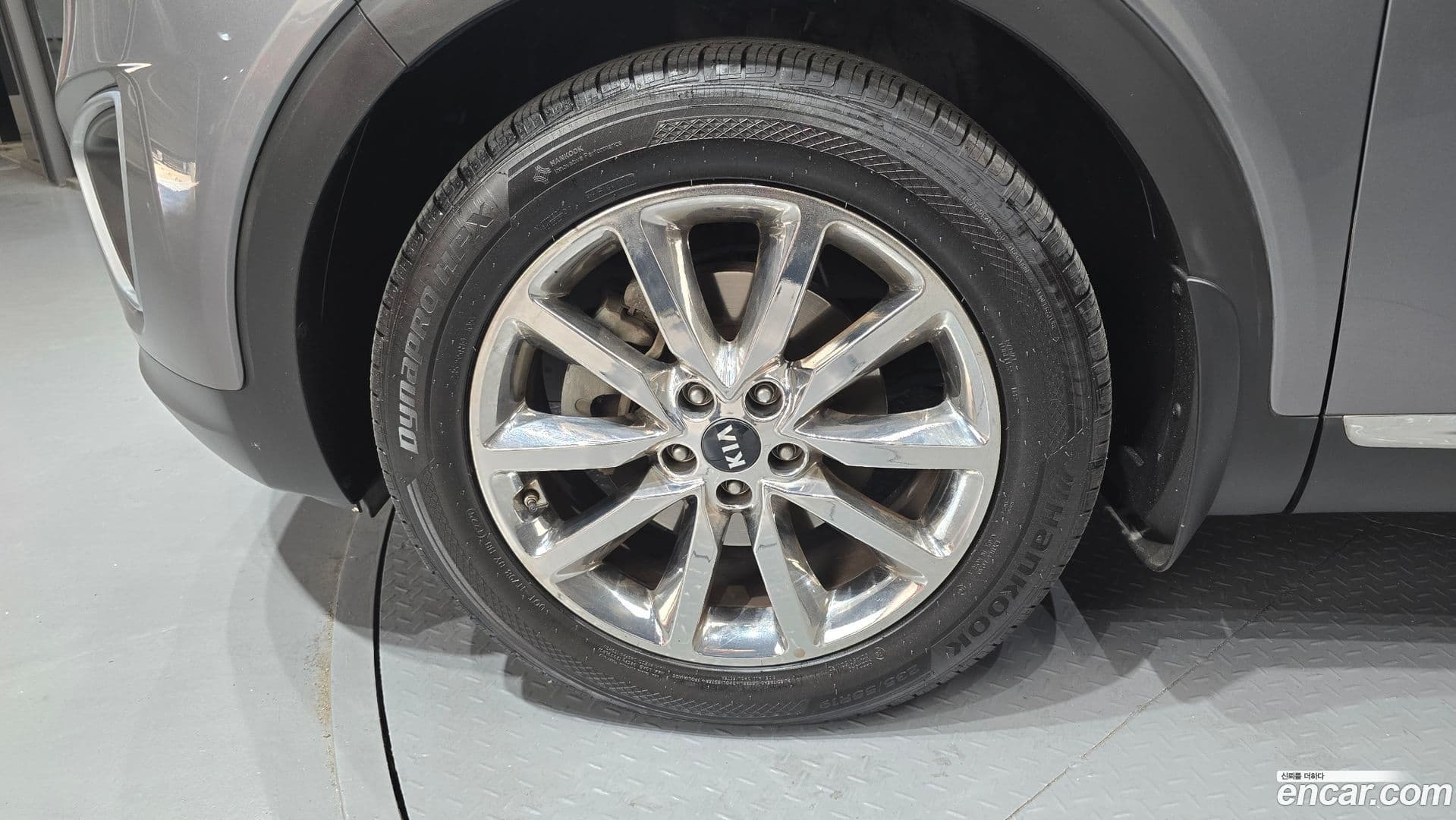 Main__Slider__Photo:Sorento Kia 2015.3-4