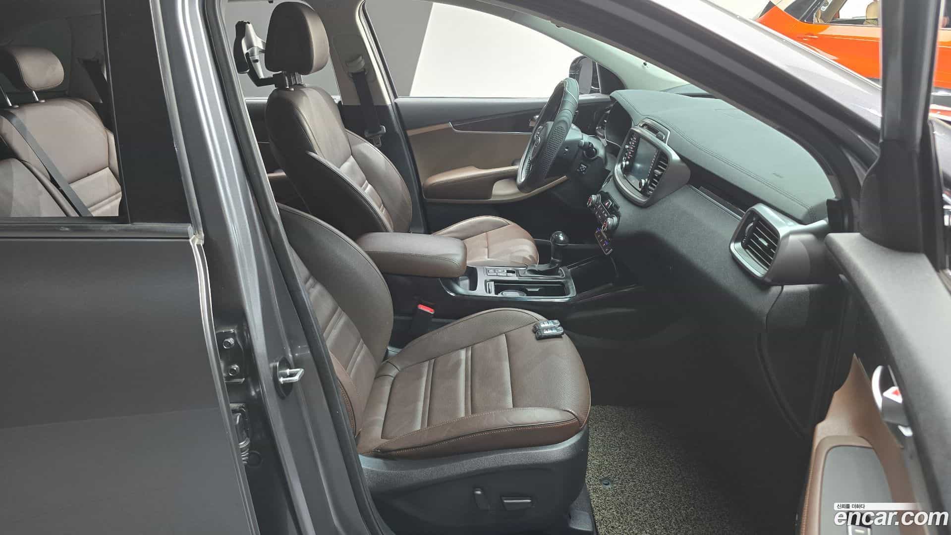 Sorento Kia 2015.3-INNER-010