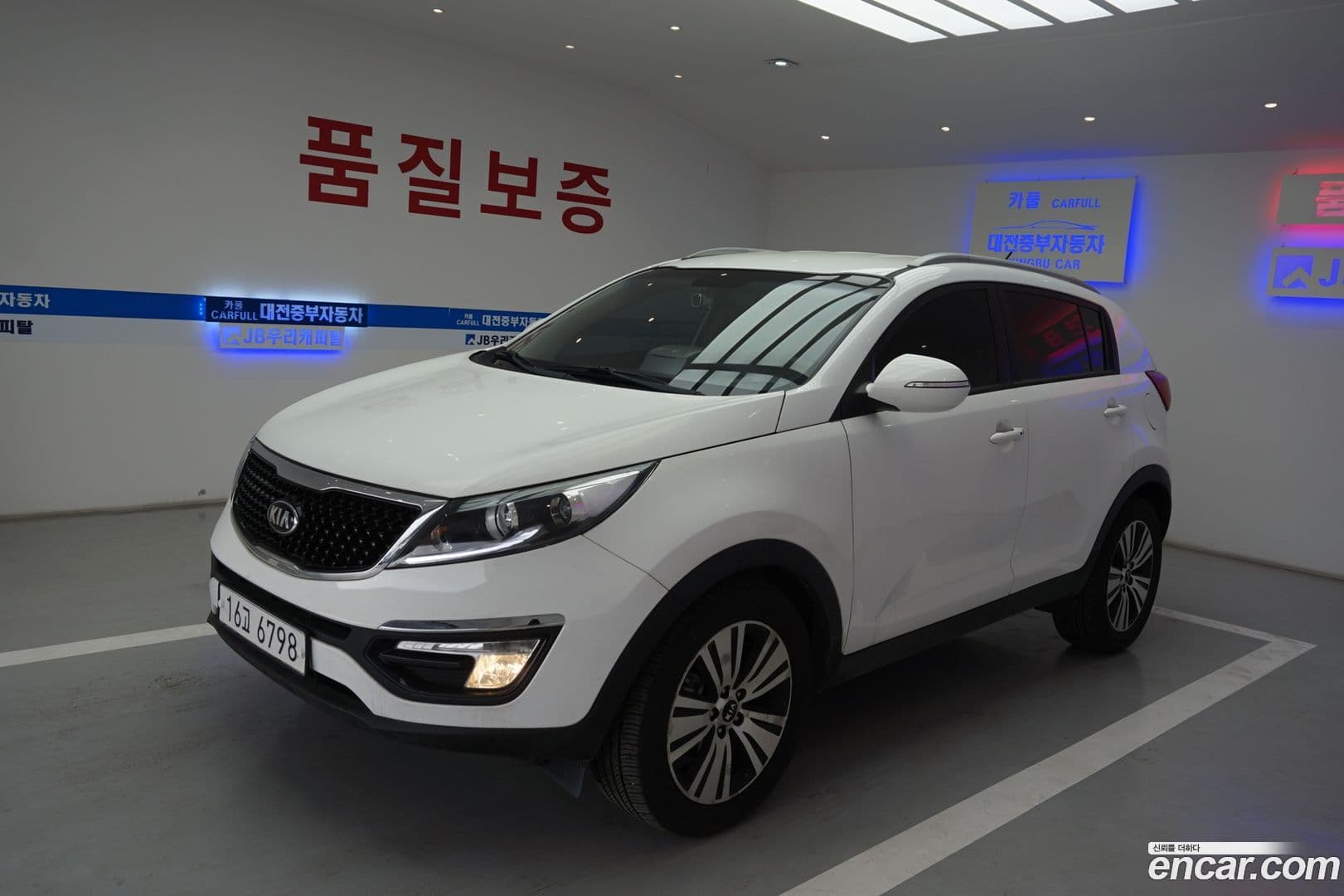 Main__Slider__Photo:Sportage Kia 2014.0-0