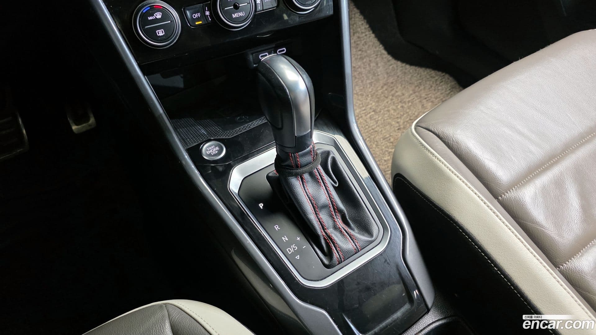 Main__Slider__Photo:T-Roc Volkswagen 2022.2-8