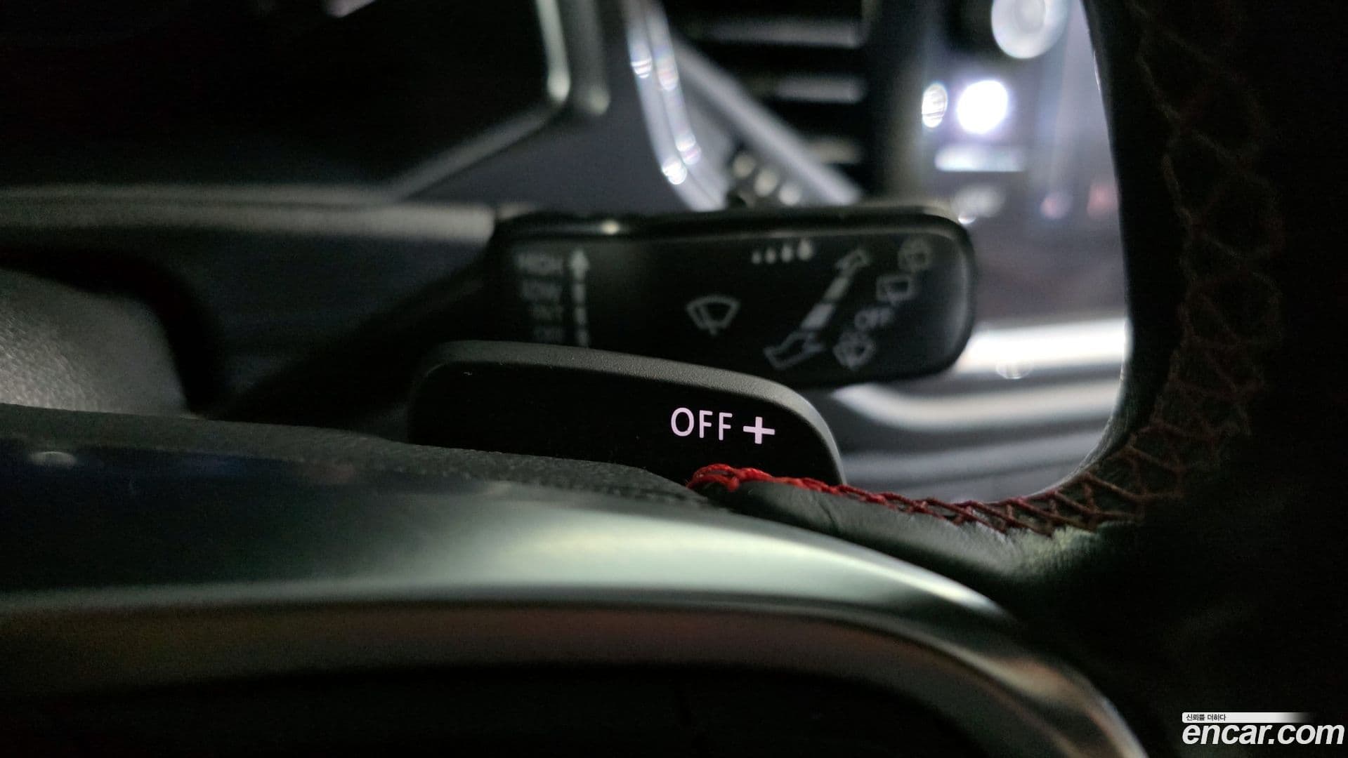 Main__Slider__Photo:T-Roc Volkswagen 2022.2-16