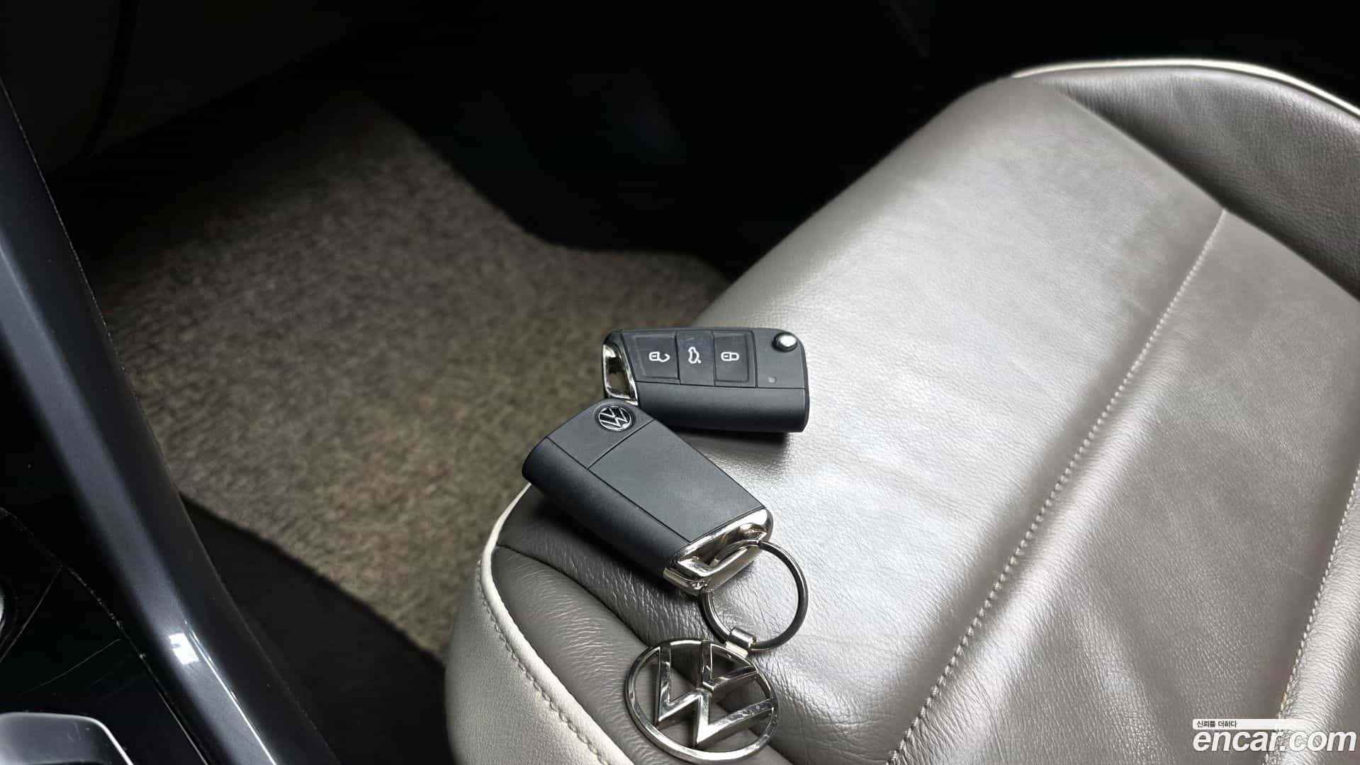 T-Roc Volkswagen 2022.2-OPTION-022