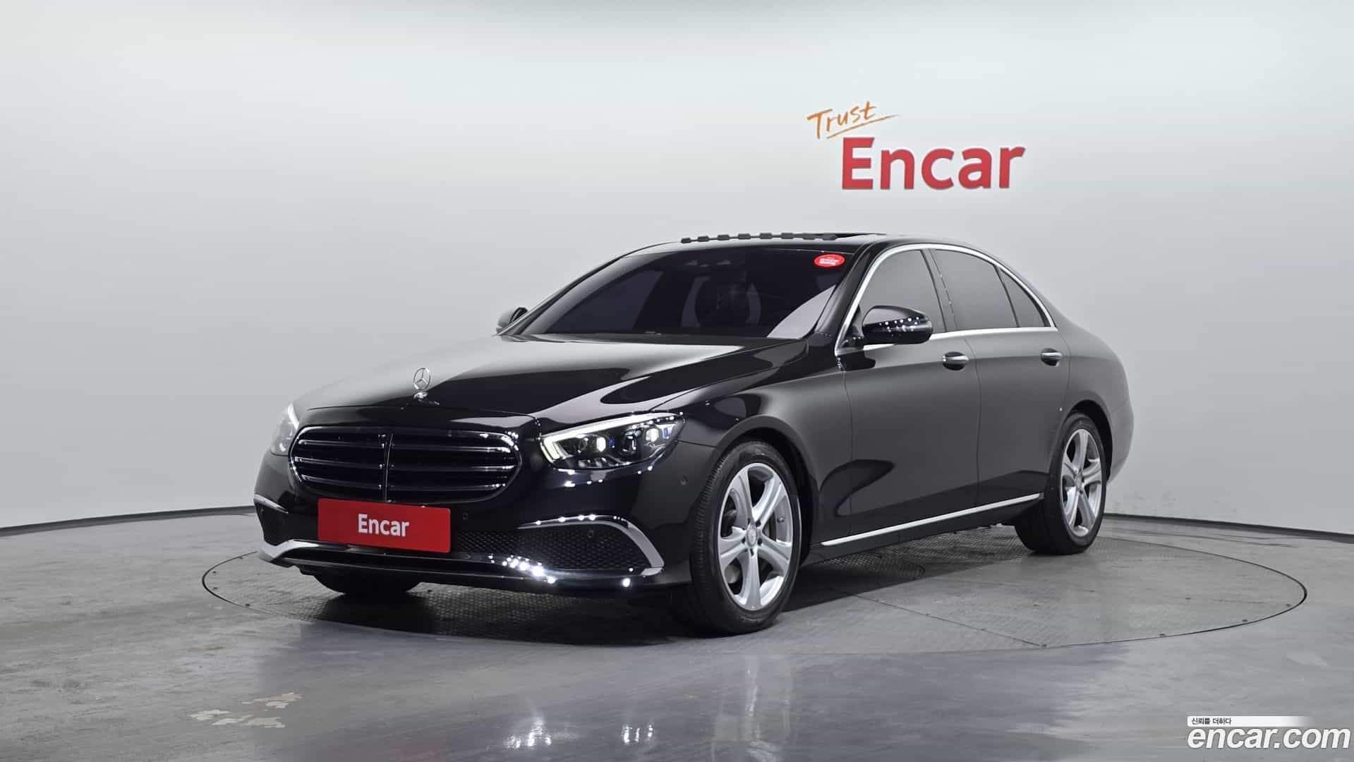 E-Class Mercedes-Benz 2017.0-OUTER-001