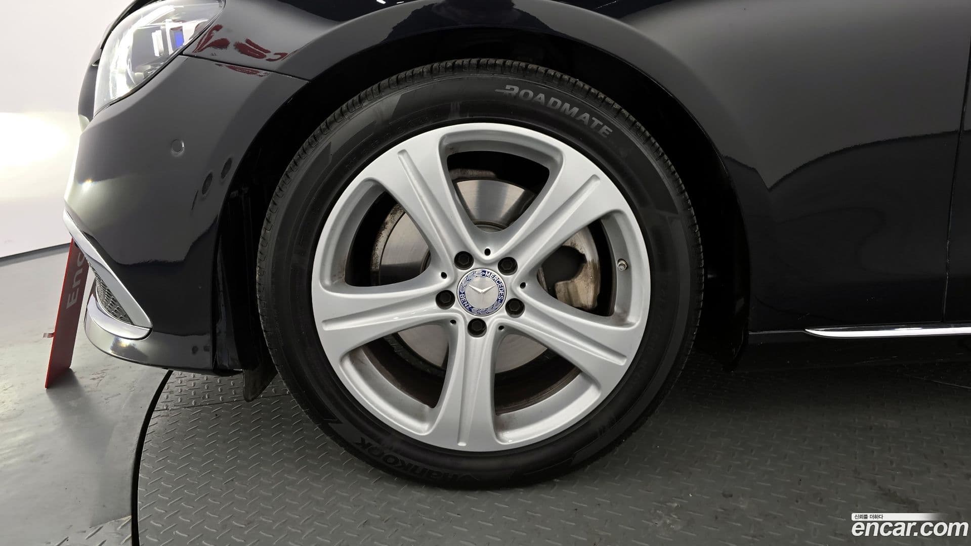 Main__Slider__Photo:E-Class Mercedes-Benz 2017.0-4