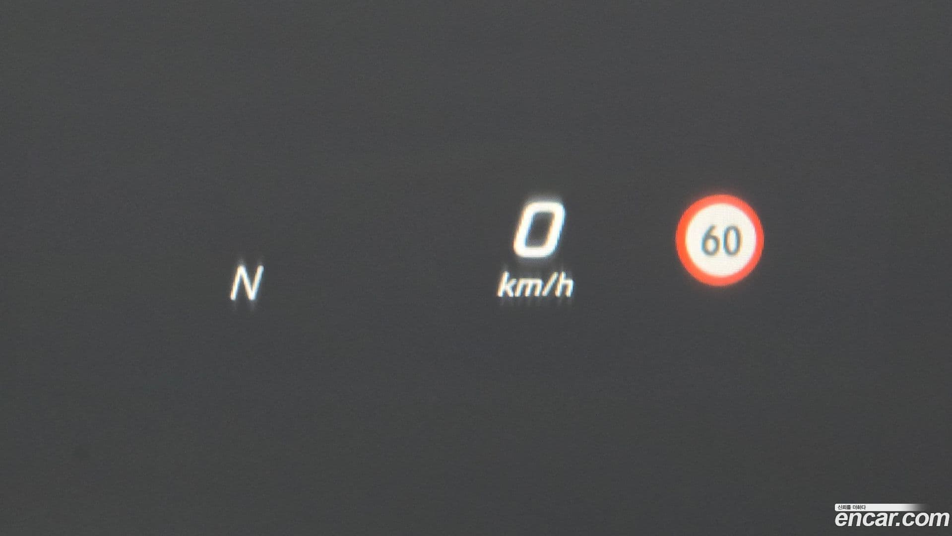 Main__Slider__Photo:E-Class Mercedes-Benz 2017.0-16