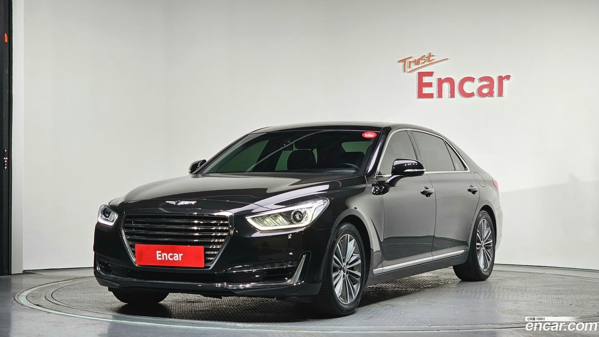 Main__Slider__Photo:EQ900 Genesis 2017.8-0