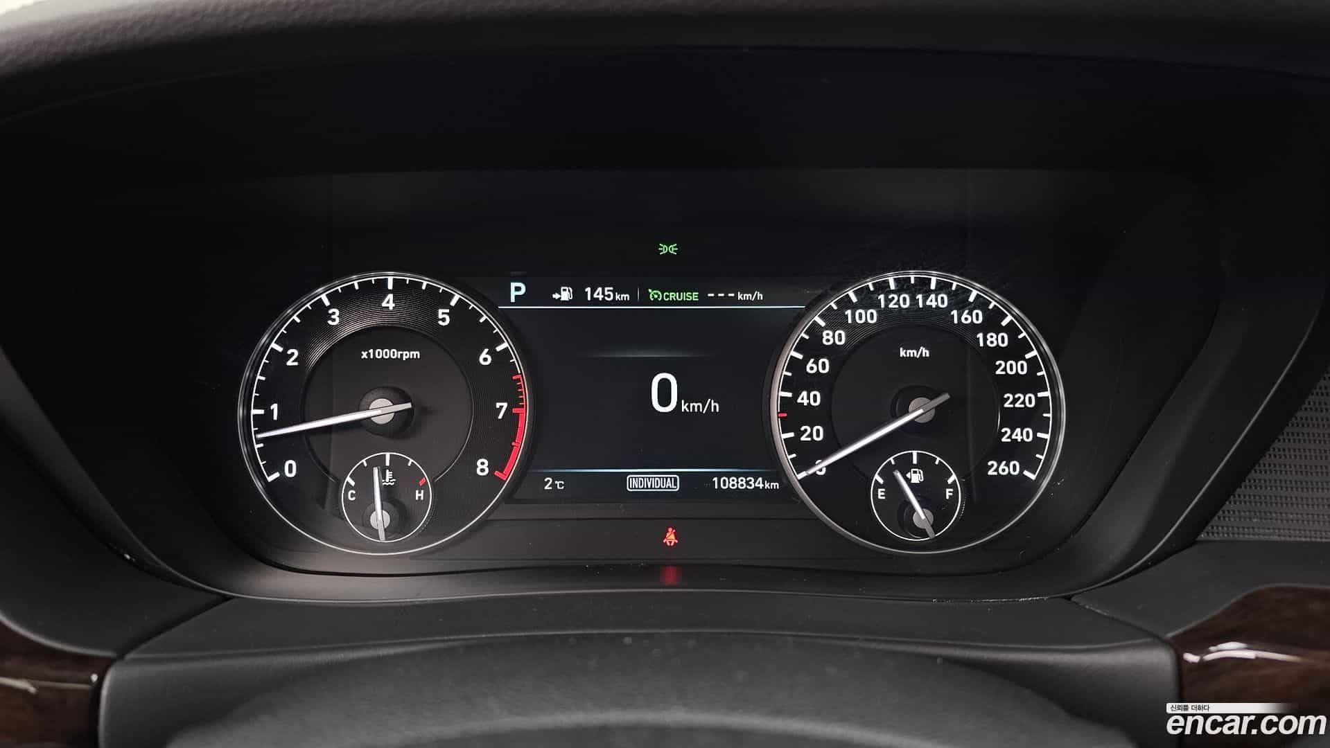 EQ900 Genesis 2017.8-INNER-008