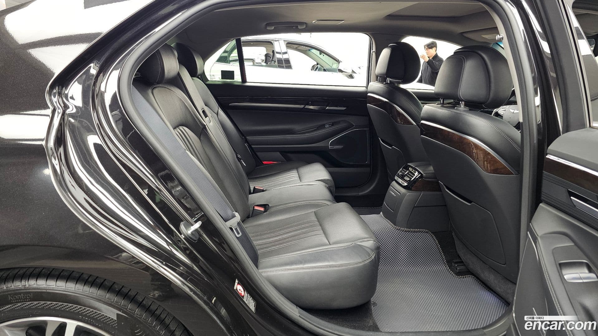 Main__Slider__Photo:EQ900 Genesis 2017.8-11