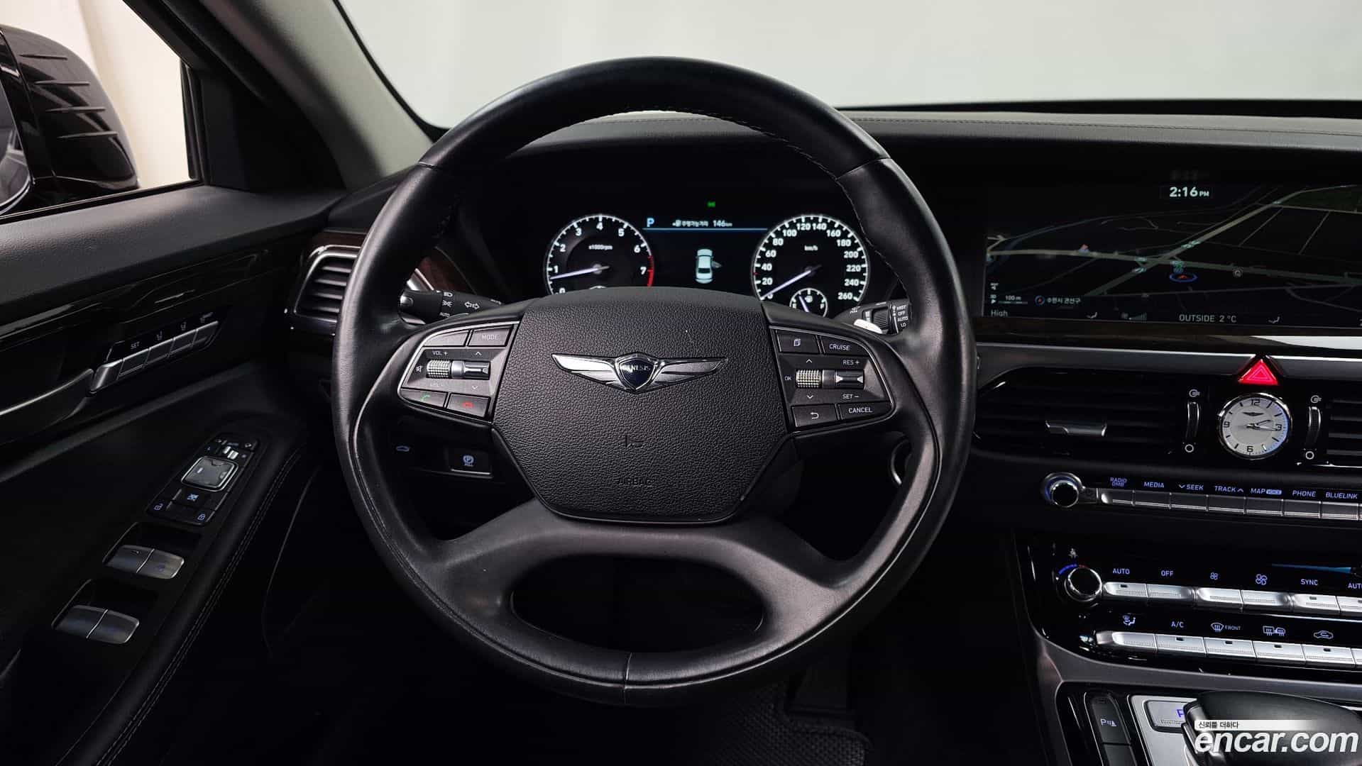 EQ900 Genesis 2017.8-OPTION-017