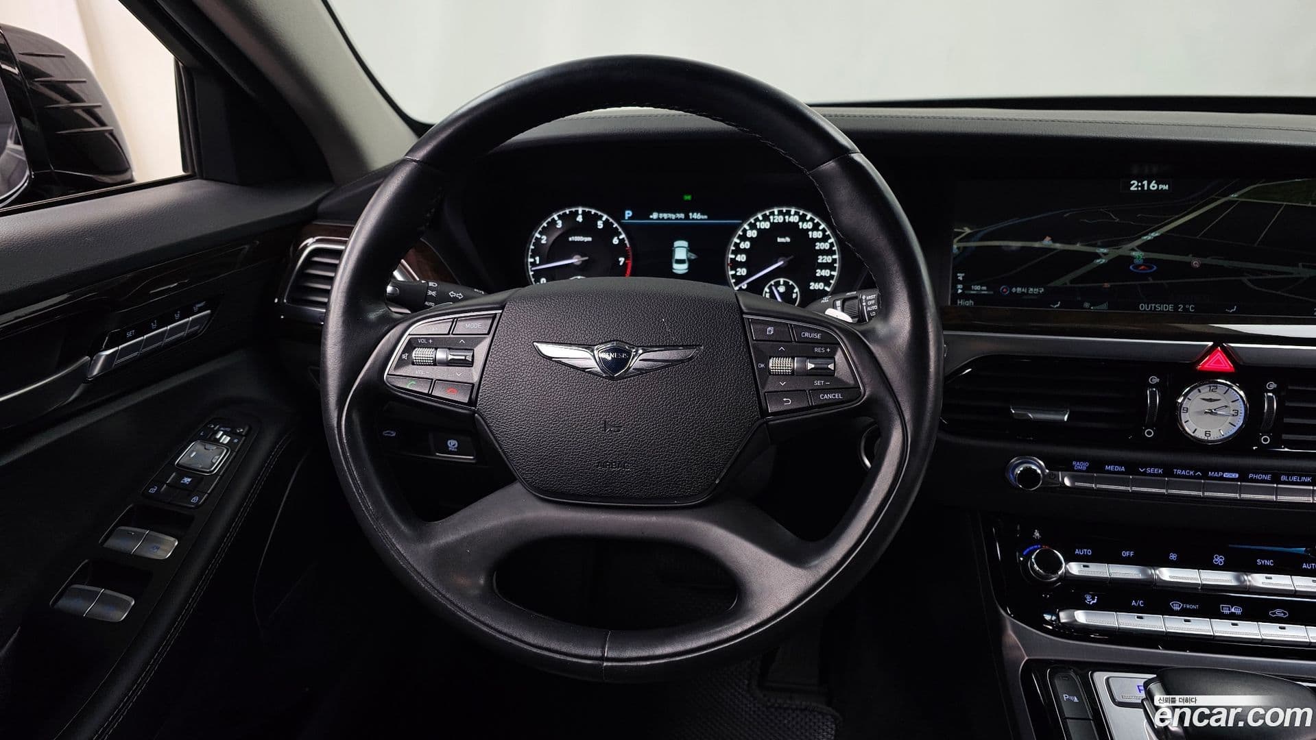 Main__Slider__Photo:EQ900 Genesis 2017.8-12