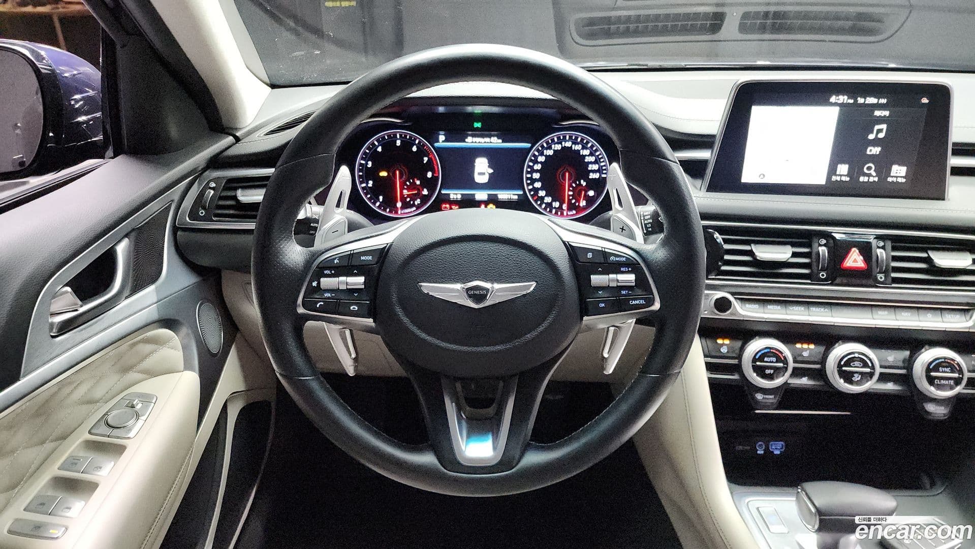 Main__Slider__Photo:G70 Genesis 2018.3-12