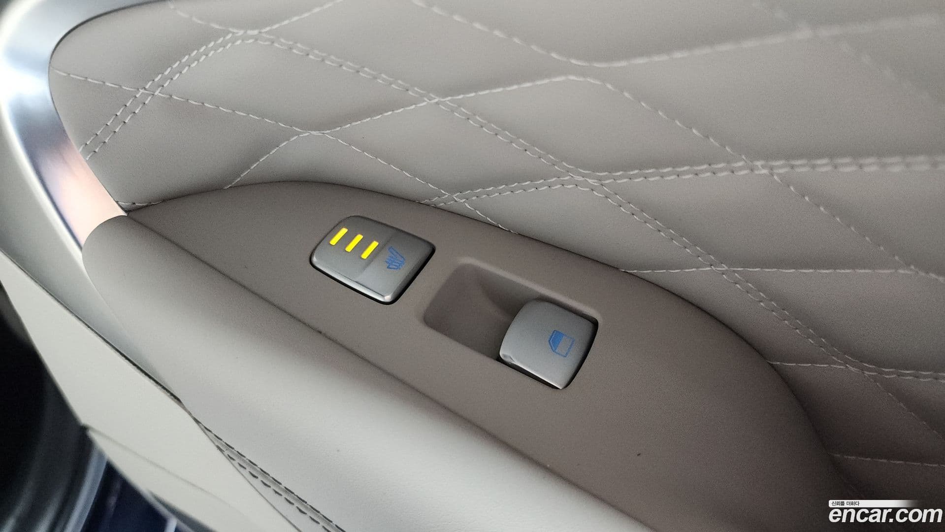 Main__Slider__Photo:G70 Genesis 2018.3-18