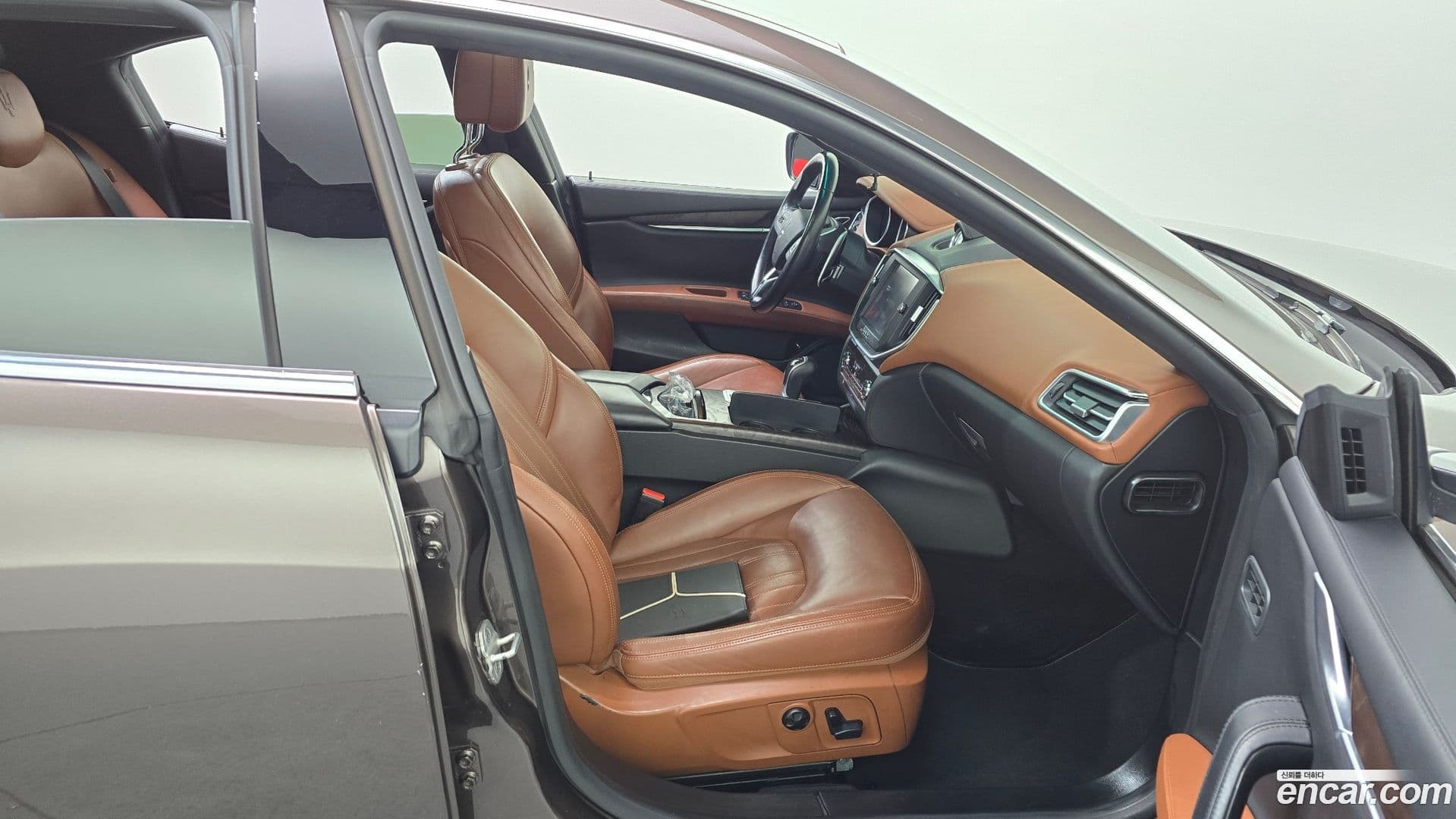 Main__Slider__Photo:Ghibli Maserati 2014.3-10